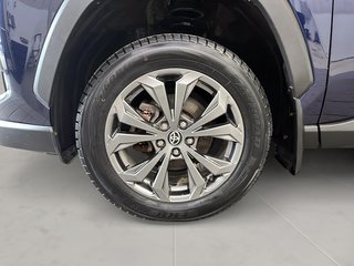 Toyota RAV4  2022 à Québec, Québec - 7 - w320h240px