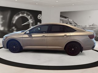 Volkswagen JETTA  2024 à Québec, Québec - 4 - w320h240px