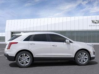 2025 Cadillac XT5 Premium Luxury in Sherbrooke, Quebec - 5 - w320h240px