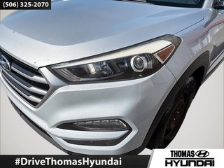 2017 Hyundai Tucson SE in Woodstock, New Brunswick - 3 - w320h240px