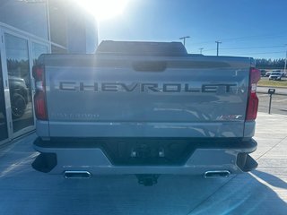 2025  Silverado 1500 RST in Grand Falls, New Brunswick - 5 - w320h240px