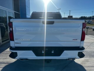 2025  Silverado 1500 RST in Grand Falls, New Brunswick - 5 - w320h240px