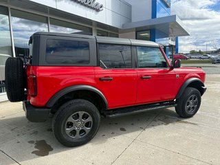2022 Ford Bronco in Edmundston, New Brunswick - 4 - w320h240px