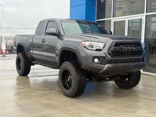 2017 Toyota Tacoma TRD in Grand Falls, New Brunswick - 2 - w320h240px