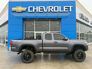 2017 Toyota Tacoma TRD in Grand Falls, New Brunswick - 4 - w320h240px