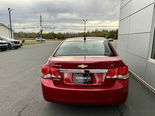 2014 Chevrolet Cruze 1LT in Tracadie-Sheila, New Brunswick - 4 - w320h240px