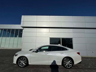 Chevrolet Malibu Premier 2017 à Tracadie-Sheila, Nouveau-Brunswick - 2 - w320h240px