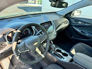 2024  Malibu 1LT in Tracadie-Sheila, New Brunswick - 4 - w320h240px