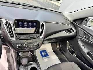 Chevrolet Malibu 1LT 2024 à Tracadie-Sheila, Nouveau-Brunswick - 5 - w320h240px