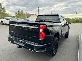 Chevrolet Silverado 1500 Custom Trail Boss 2021 à Tracadie-Sheila, Nouveau-Brunswick - 3 - w320h240px