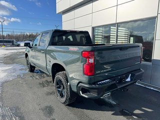 Chevrolet Silverado 1500 Custom Trail Boss 2026 à Tracadie-Sheila, Nouveau-Brunswick - 3 - w320h240px