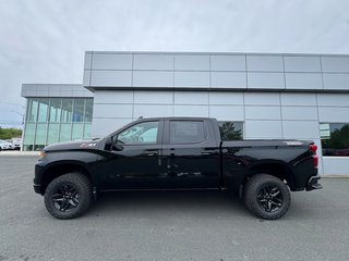Chevrolet Silverado 1500 Custom Trail Boss 2026 à Tracadie-Sheila, Nouveau-Brunswick - 2 - w320h240px