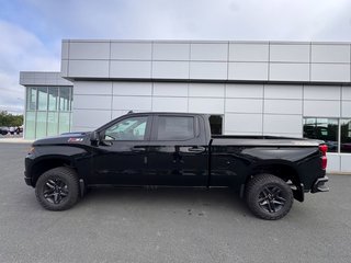Chevrolet Silverado 1500 Custom Trail Boss 2026 à Tracadie-Sheila, Nouveau-Brunswick - 2 - w320h240px