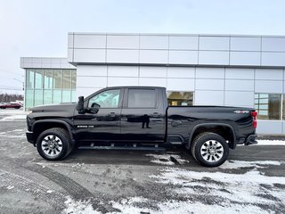 Chevrolet Silverado 2500HD Custom 2022 à Tracadie-Sheila, Nouveau-Brunswick - 3 - w320h240px