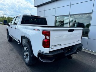 SILVERADO 2500 HD CUSTOM 2024 à Tracadie-Sheila, Nouveau-Brunswick - 3 - w320h240px