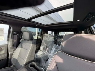 2026 Chevrolet Suburban Premier in Tracadie-Sheila, New Brunswick - 5 - w320h240px