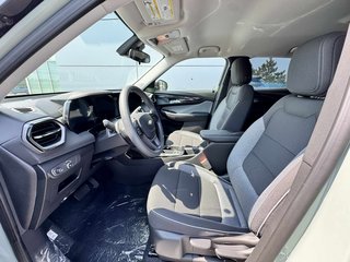 2026 Chevrolet Trailblazer AWD LS in Tracadie-Sheila, New Brunswick - 4 - w320h240px