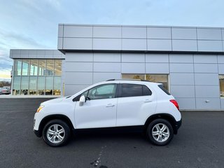 2015  Trax LT in Tracadie-Sheila, New Brunswick - 4 - w320h240px