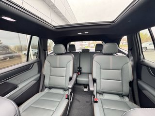 2025 GMC Acadia AT4 in Tracadie-Sheila, New Brunswick - 4 - w320h240px