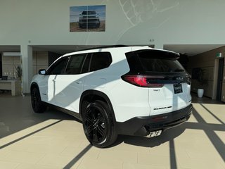 2026 GMC Acadia ELEVATION in Tracadie-Sheila, New Brunswick - 3 - w320h240px
