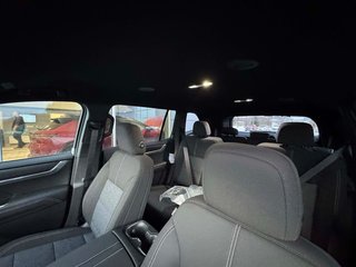 GMC Acadia ELEVATION 2026 à Tracadie-Sheila, Nouveau-Brunswick - 5 - w320h240px