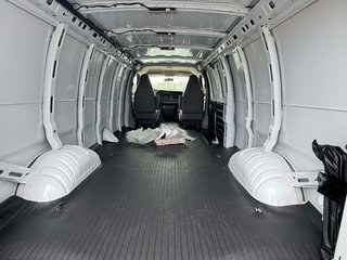 2026 GMC SAVANA CARGO 2500 155 WB in Tracadie-Sheila, New Brunswick - 5 - w320h240px