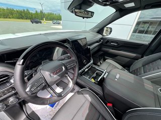 GMC Yukon XL AT4 Ultimate 2026 à Tracadie-Sheila, Nouveau-Brunswick - 5 - w320h240px