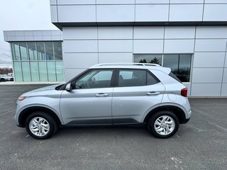 Hyundai Venue Preferred 2022 à Tracadie-Sheila, Nouveau-Brunswick - 2 - w320h240px