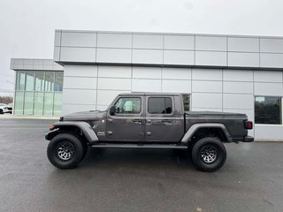 Jeep Gladiator Overland 2022 à Tracadie-Sheila, Nouveau-Brunswick - 2 - w320h240px
