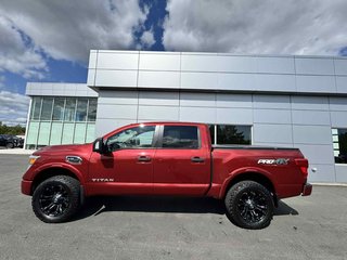 2017 Nissan Titan PRO-4X in Tracadie-Sheila, New Brunswick - 2 - w320h240px