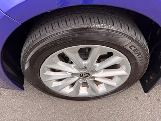 2022 Toyota Corolla SE in Tracadie-Sheila, New Brunswick - 4 - w320h240px