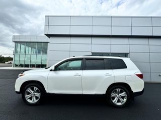 2013 Toyota Highlander Limited in Tracadie-Sheila, New Brunswick - 2 - w320h240px