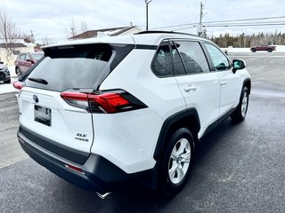 Toyota RAV4  2021 à Tracadie-Sheila, Nouveau-Brunswick - 4 - w320h240px