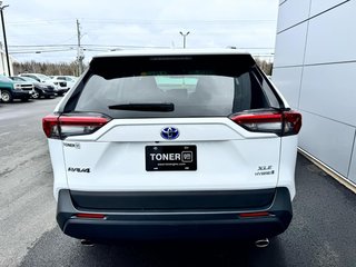Toyota RAV4  2021 à Tracadie-Sheila, Nouveau-Brunswick - 3 - w320h240px