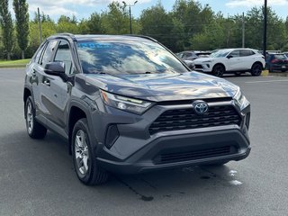 Toyota RAV4 Hybrid XLE 2023 à Tracadie-Sheila, Nouveau-Brunswick - 3 - w320h240px