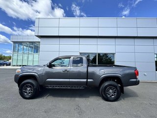 2016 Toyota Tacoma SR+ in Tracadie-Sheila, New Brunswick - 6 - w320h240px
