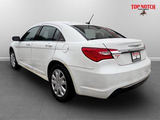 2013 Chrysler 200 LX, Keyless entry, MP3, Cruise control in COLDBROOK, Nova Scotia - 6 - w320h240px