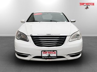 2013 Chrysler 200 LX, Keyless entry, MP3, Cruise control in COLDBROOK, Nova Scotia - 2 - w320h240px