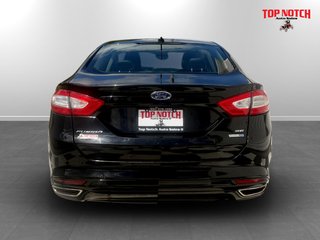 Ford FUSION SE, keyless entry, backup camera, Bluetooth 2016 à Kentville, Nouvelle-Écosse - 5 - w320h240px