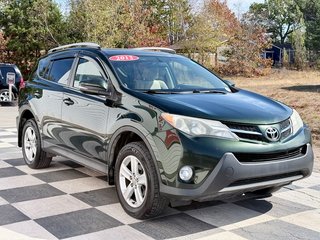2013 Toyota RAV4 XLE | AWD, Sunroof, Rear Camera, FM/CD/Bluetooth in COLDBROOK, Nova Scotia - 3 - w320h240px