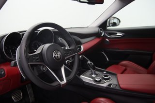 2017 Alfa Romeo GIULIA Ti in Chicoutimi, Quebec - 6 - w320h240px