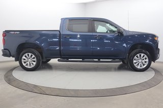 2020 Chevrolet Silverado 1500 in Sept-Îles, Quebec - 3 - w320h240px