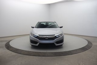2017 Honda Civic Sedan LX in Chicoutimi, Quebec - 2 - w320h240px