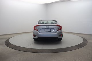 2017 Honda Civic Sedan LX in Chicoutimi, Quebec - 5 - w320h240px