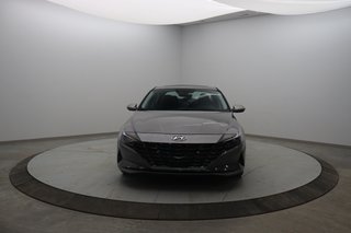 Hyundai Elantra Hybrid Luxury 2023 à Chicoutimi, Québec - 2 - w320h240px