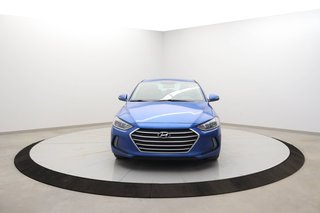Hyundai Elantra  2017 à Baie-Comeau, Québec - 2 - w320h240px