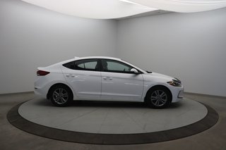 2018 Hyundai Elantra in Sept-Îles, Quebec - 3 - w320h240px