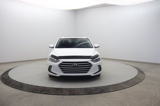 2018 Hyundai Elantra in Jonquière, Quebec - 2 - w320h240px