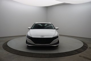 Hyundai Elantra  2022 à Baie-Comeau, Québec - 2 - w320h240px