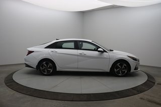 Hyundai Elantra  2022 à Baie-Comeau, Québec - 3 - w320h240px